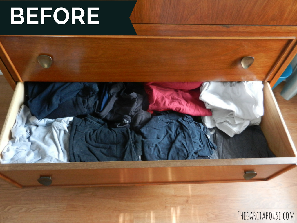 Fold clothes the konmari way